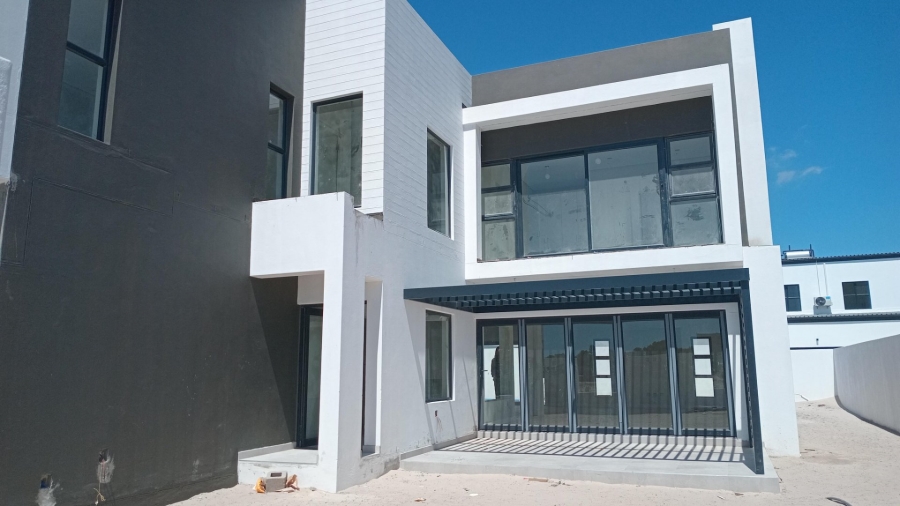 4 Bedroom Property for Sale in Sandown Western Cape